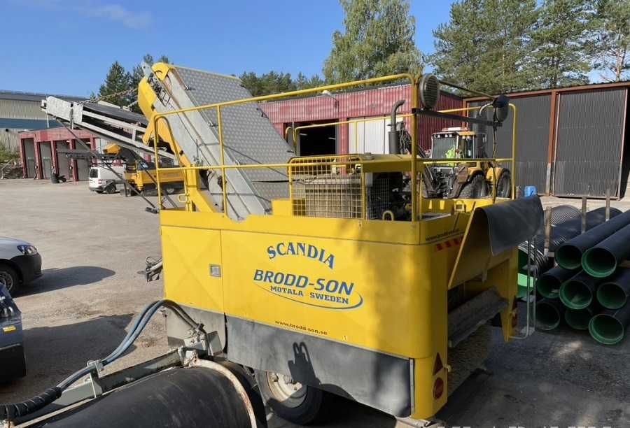 Broddson Scandia 2008r Zamiatarka elewatorowa Schmidt Broddway Senior