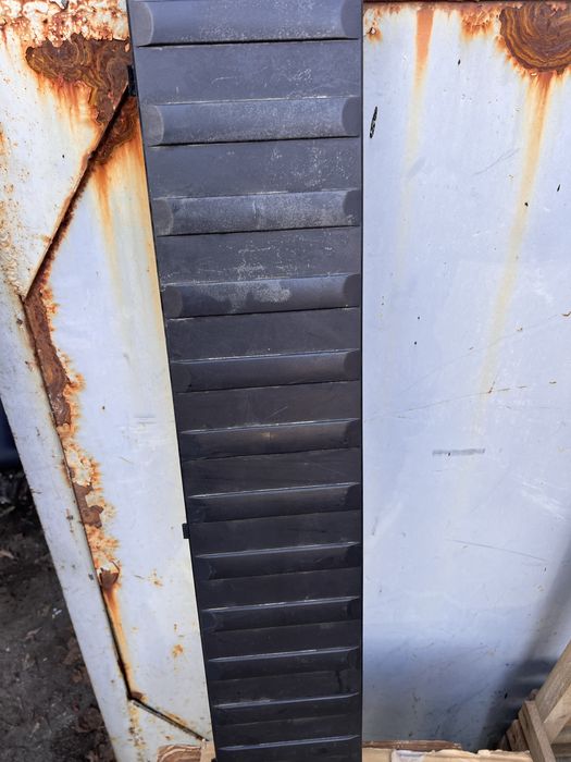 Обшивка багажника, пластик багажника bmw x5 e53 х 5 е 53