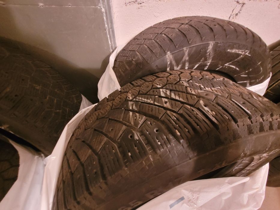 Zestaw opon 235/65 R 17 Letnie I Zimowe (10sztuk)