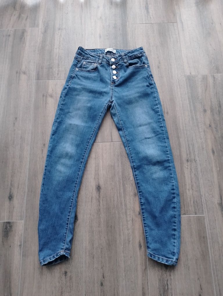 Jeansy Pull & Bear rozmiar XS