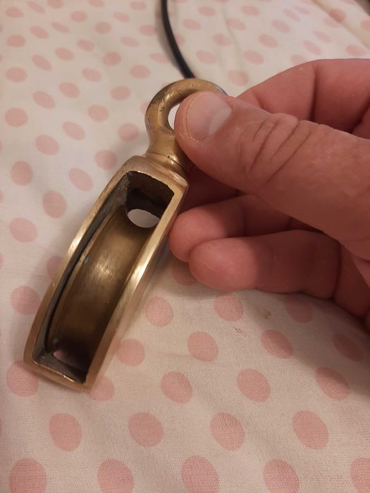 роликовый блок с вертлюгом из латуни