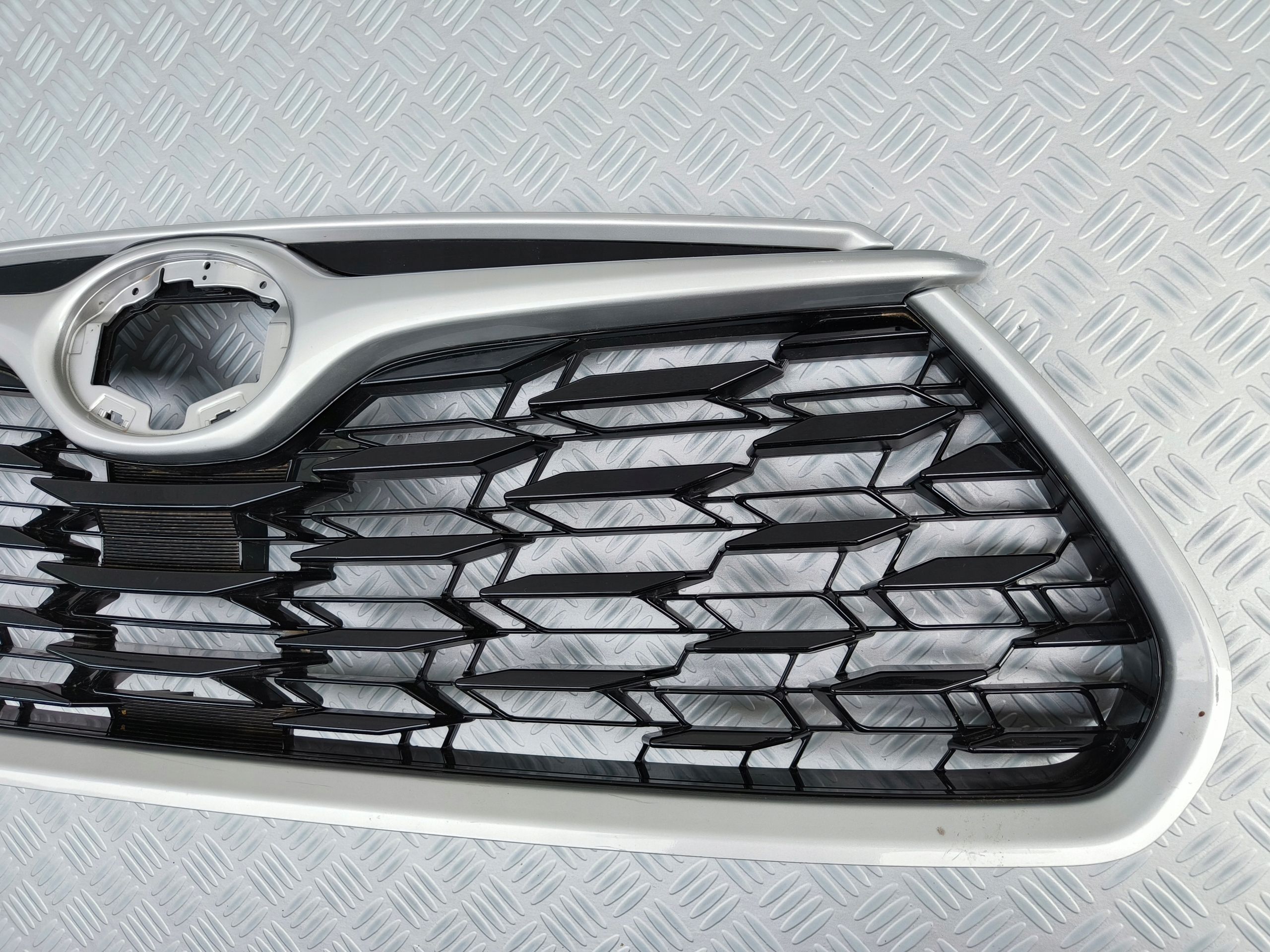 Toyota Highlander Grill Atrapa przód oryginał Usa
