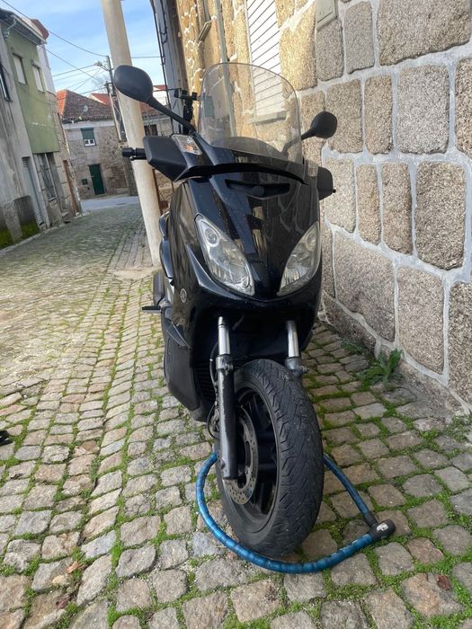 Moto yamaha xmax 125c