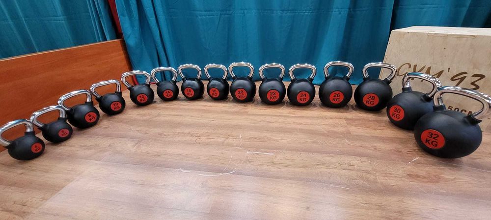 Zestaw Kettli Chromowanych 4-32 KG NOWE Crosfit Dzwony Siłownia