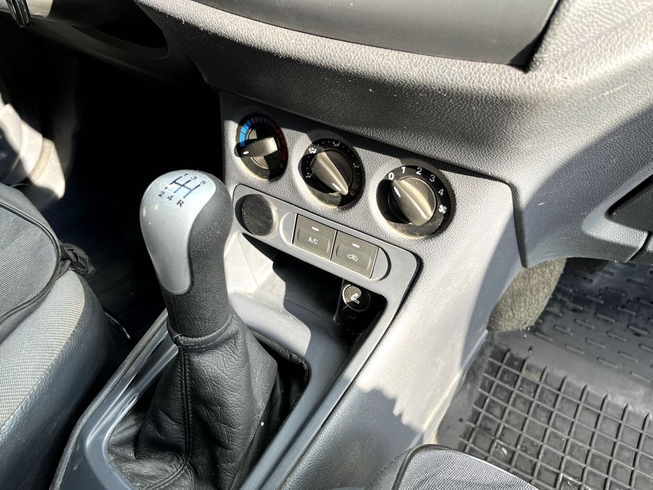 Ford Transit Connect 2013