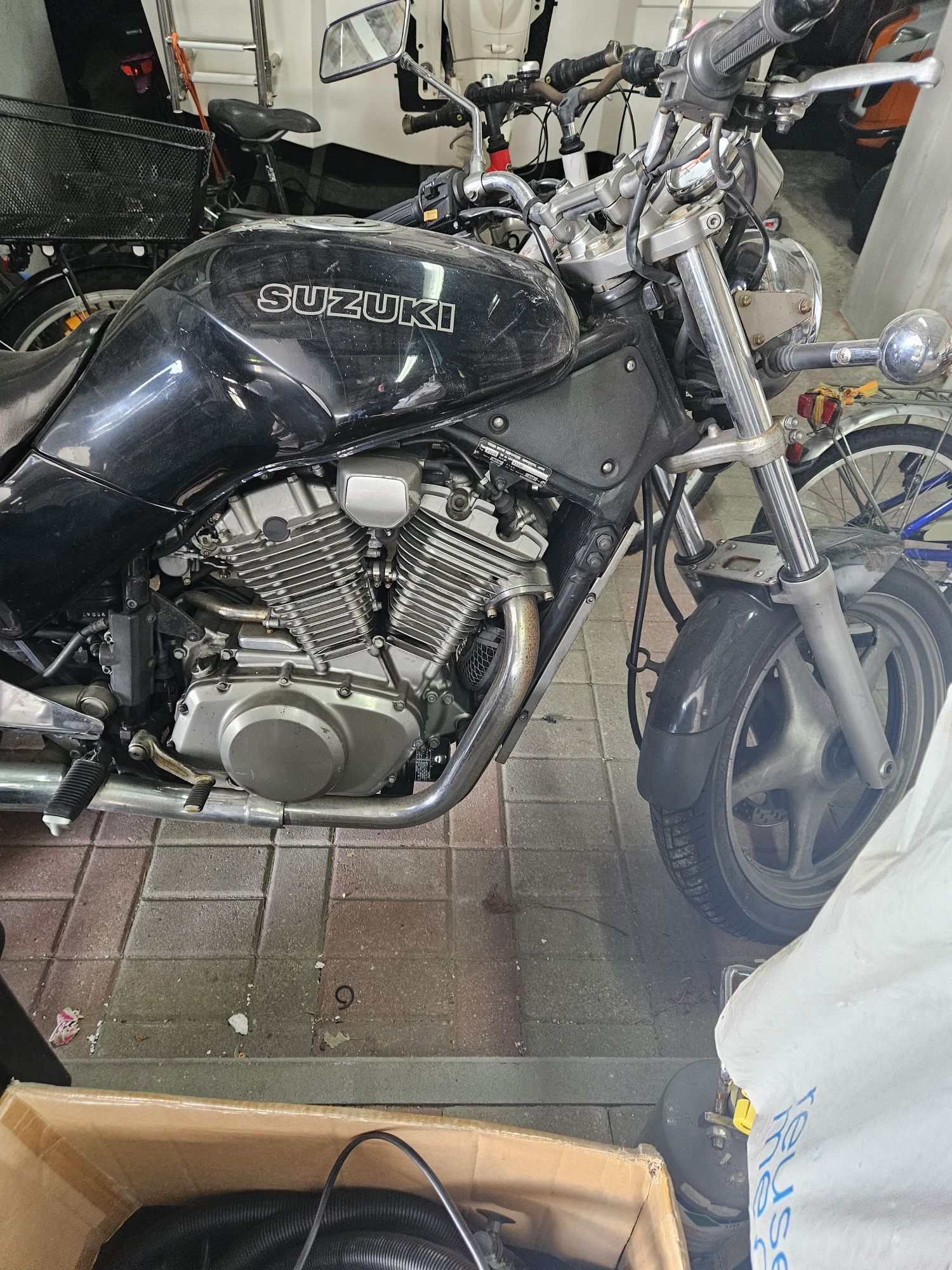 Motor Suzuki vx800