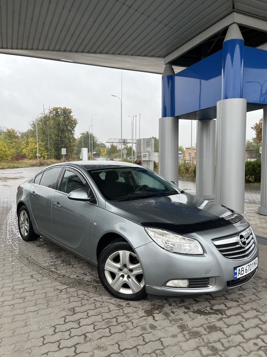 Opel Insignia 2011 рік