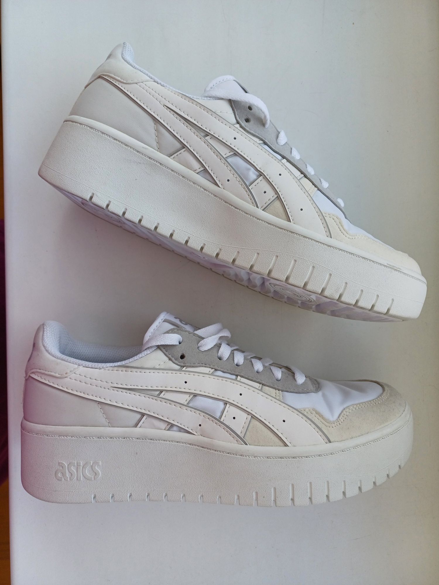 Кеди низькі Asics JAPAN S™ PF 1202A420-100 розміри 36,37,41.5 Оригінал