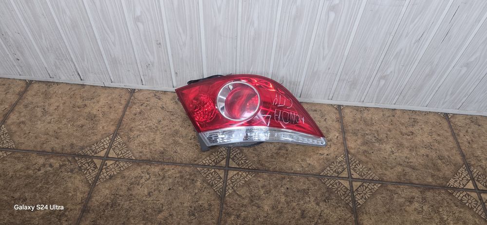 Lampa  tylna lewa Honda City 2008 rok zewnętrzna