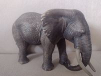 Słoń ze słoniątkiem Schleich Figurki