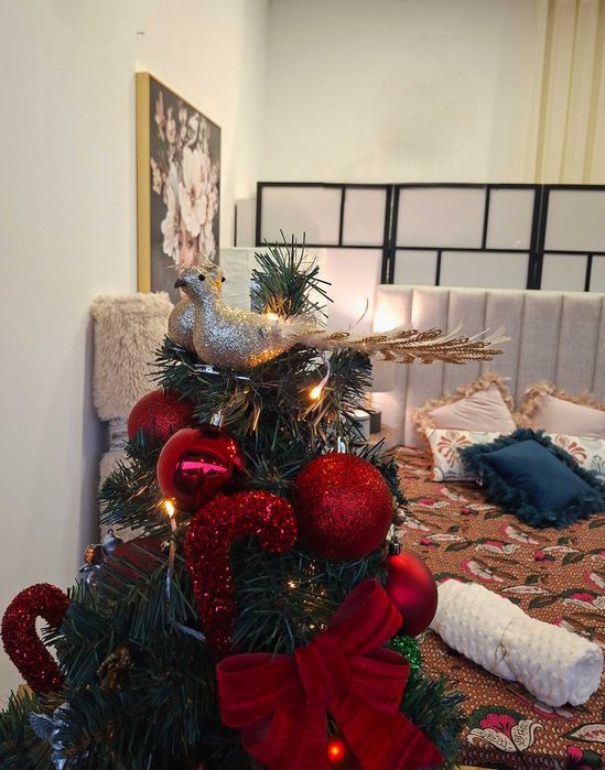 Arvore de natal 1,70m com decorações e luzes