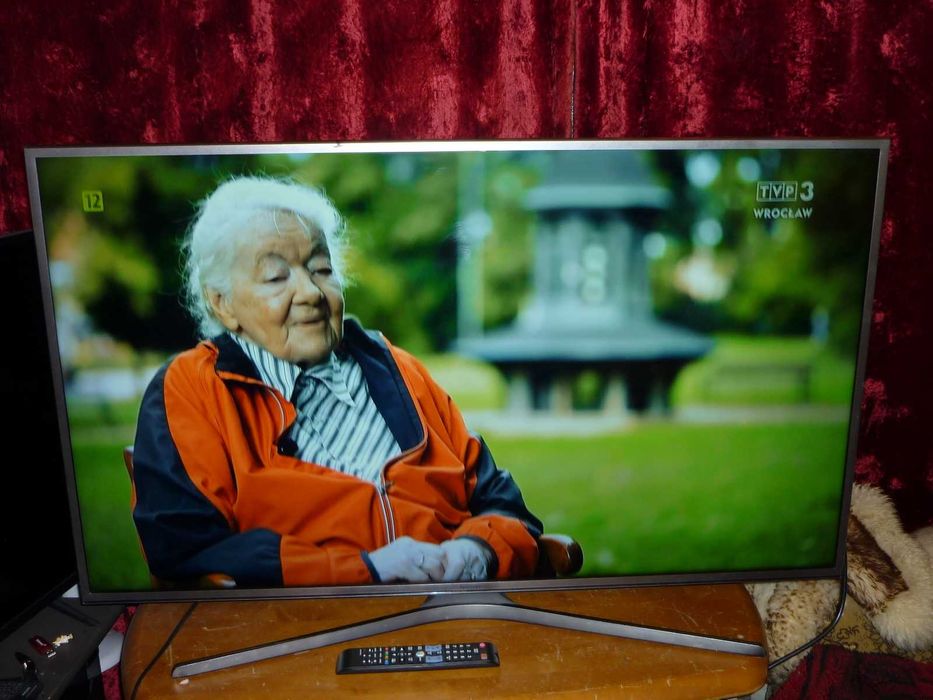 Telewizor LED Samsung UE50JU6850 50 cali 4K UHD  Smart , WiFi