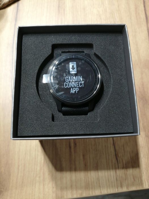 Sprzedam nowy smartwatch Garmin vivoactiv 4