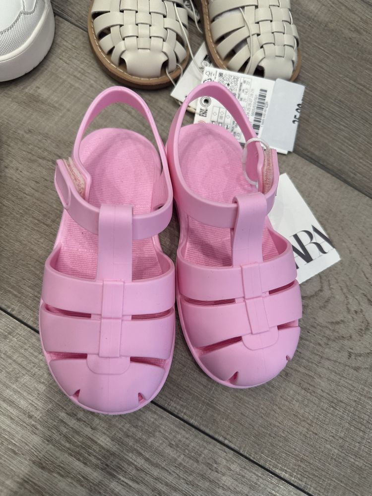 Кеди, босоніжки zara, hm
