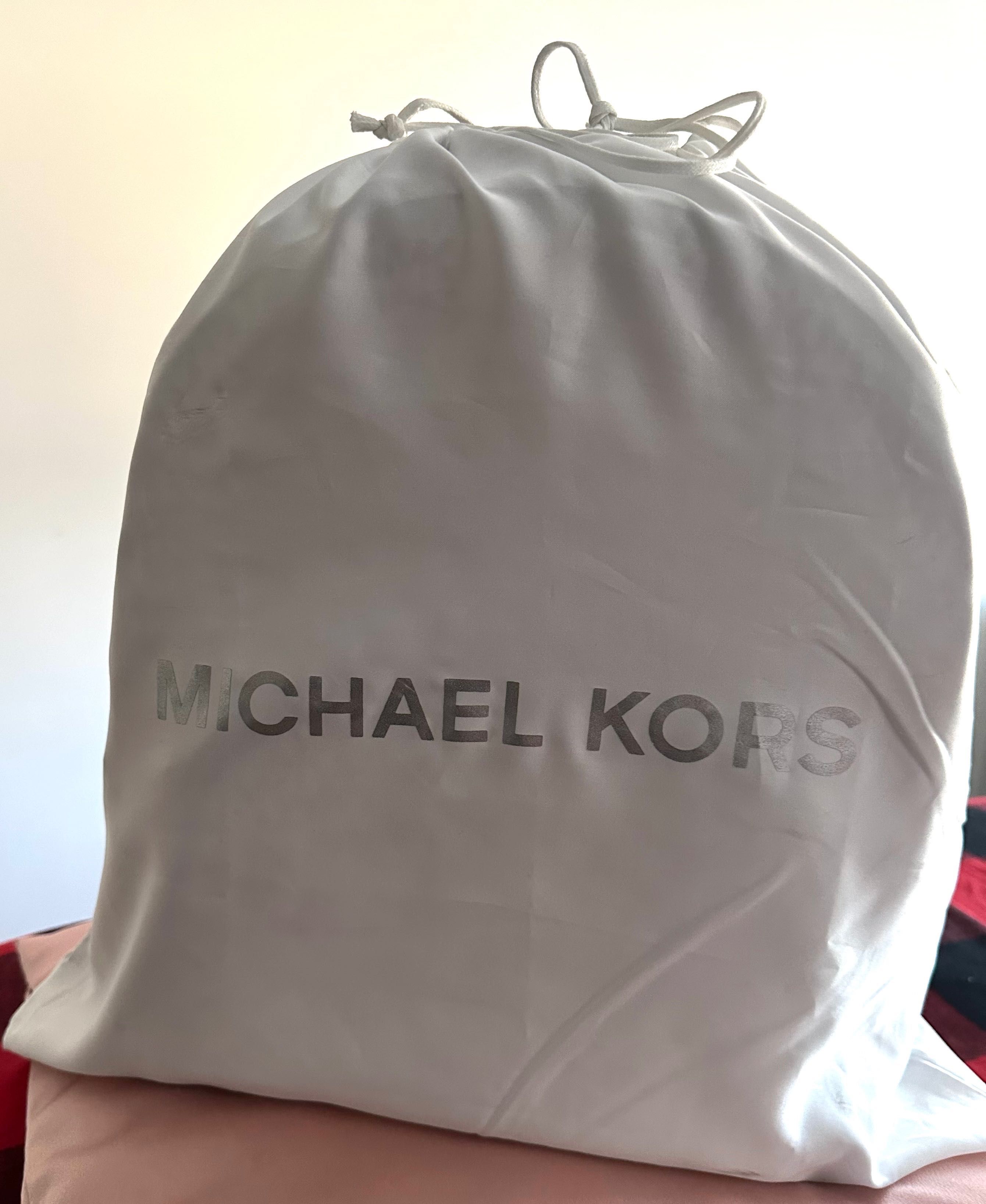Mochila (Michael kors)