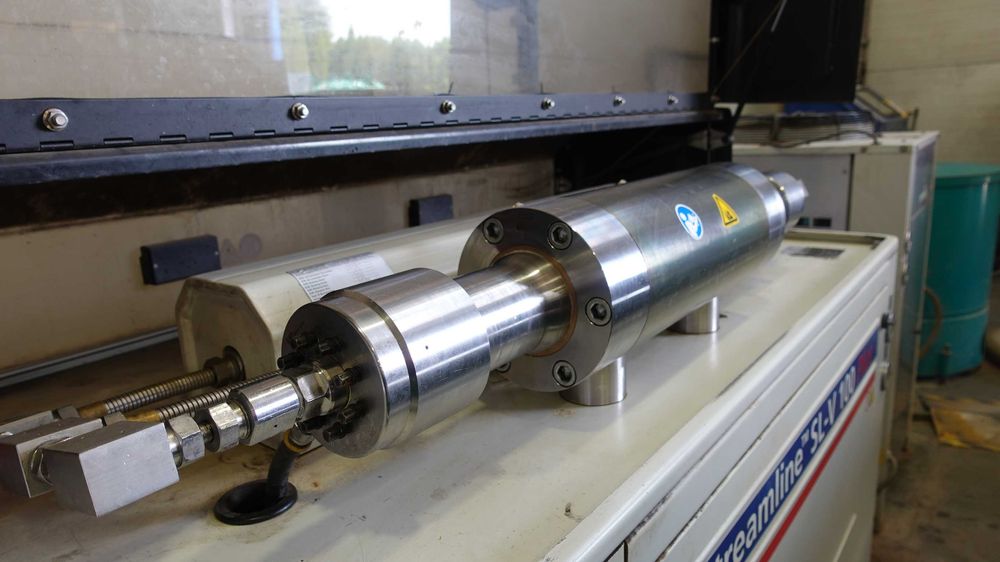 Maszyna do cięcia wodą Water Jet