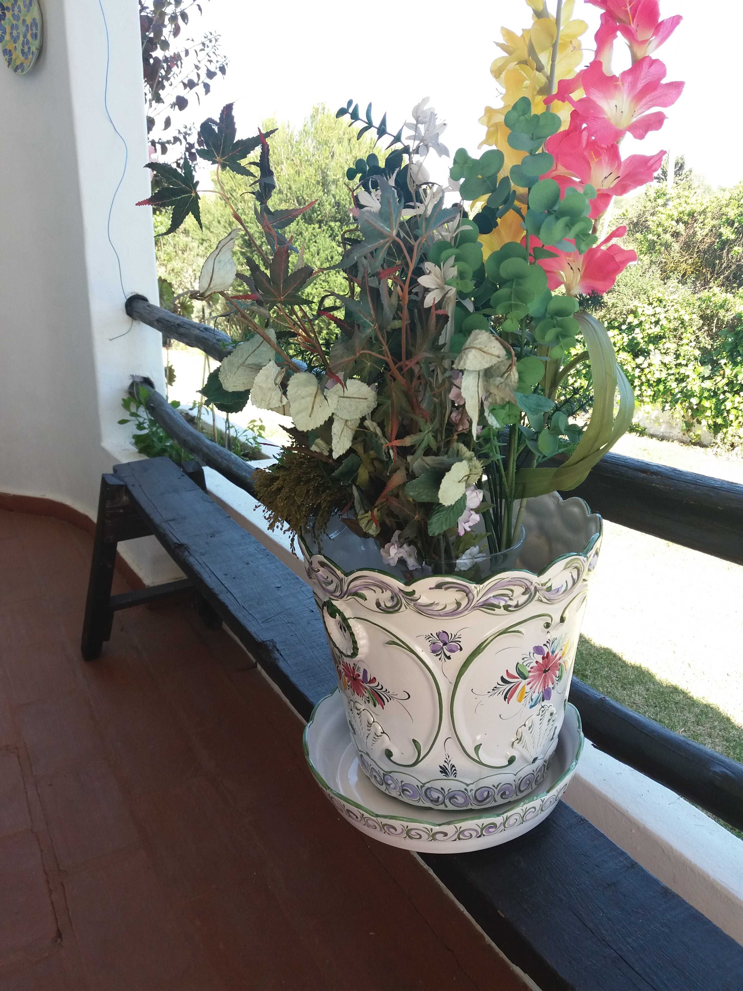 Quadros telas plantas artificiais relógio vasos loiças