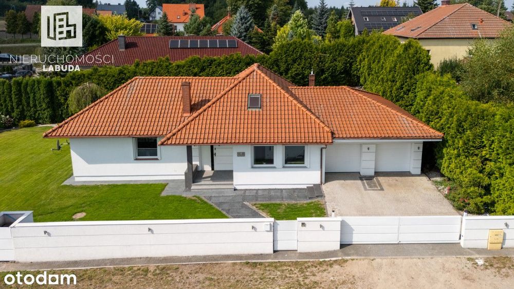 Rezerwacja Luksusowy dom z dużym ogrodem