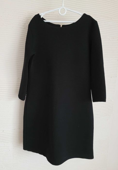 Czarna sukienka S włoska