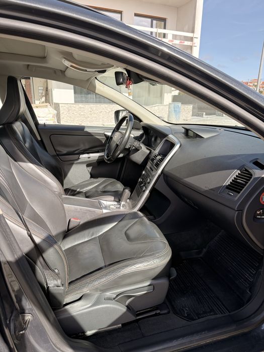 Volvo xc60 d5 full extras impecavel