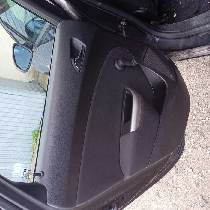 Двері дверка права задня опель астра j джей Opel Astra IV J 2013р.