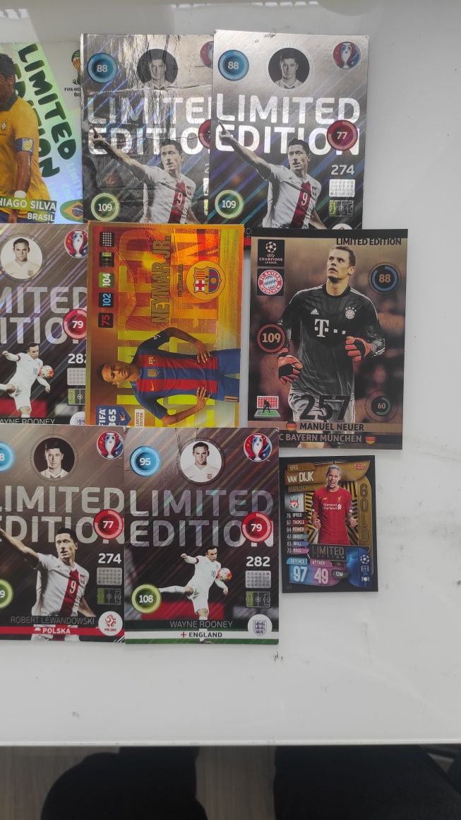 Panini duże karty XXL Neymar Lewandowski Messi Ronaldo
