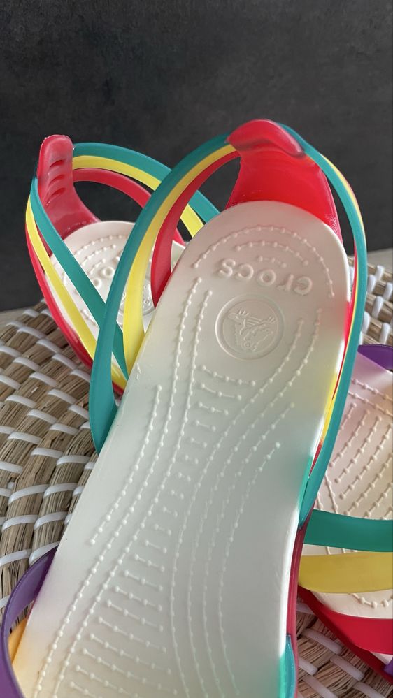 Crocs baleriny Huarache Flat Multi/Geranium W9 39/40