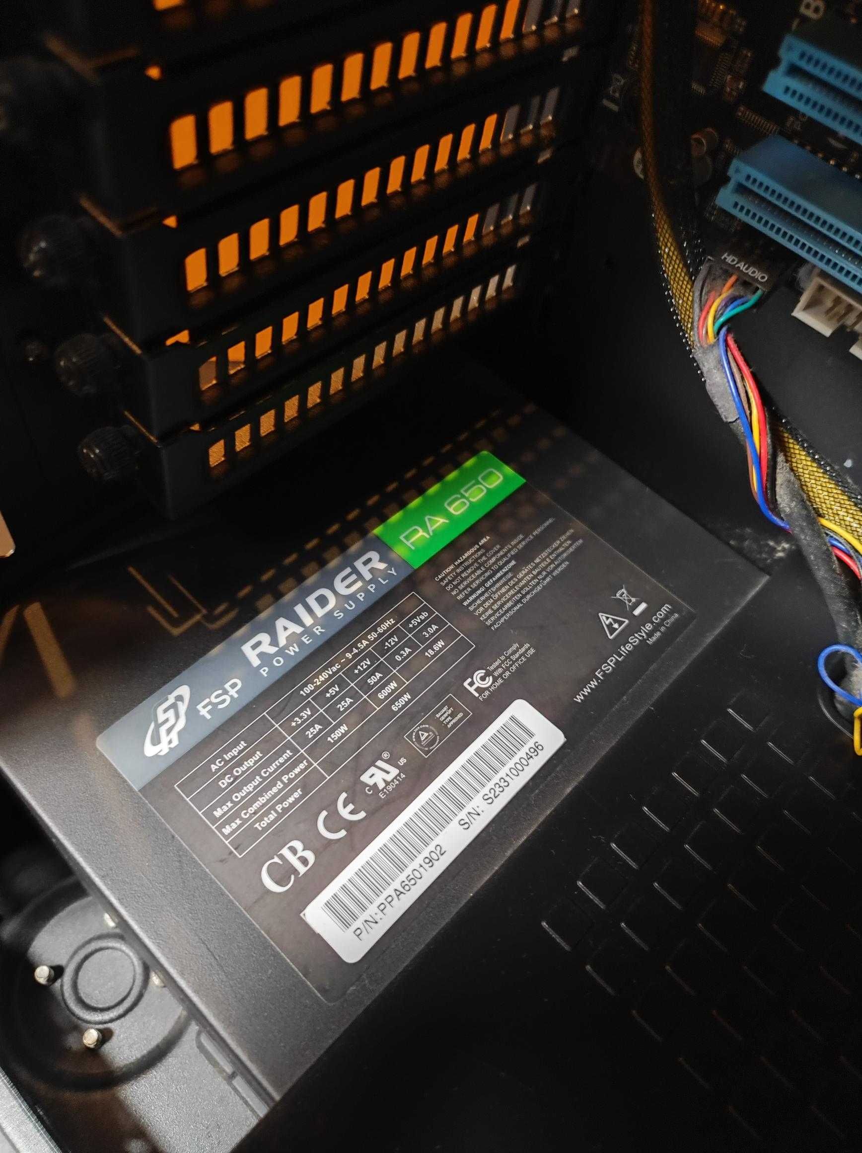 PC i7 2600k | 8GB RAM | RADEON 7770HD 2GB | SSD 120GB | HDD 500GB
