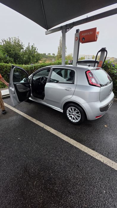 Fiat  Punto Evo 1.4 16v só 115 000kms