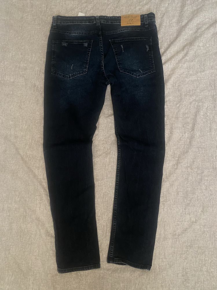 Slim fit distreesed нн джинси
