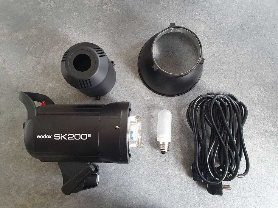 Студійне світло (спалах) Godox SK-200 II (SK200II)