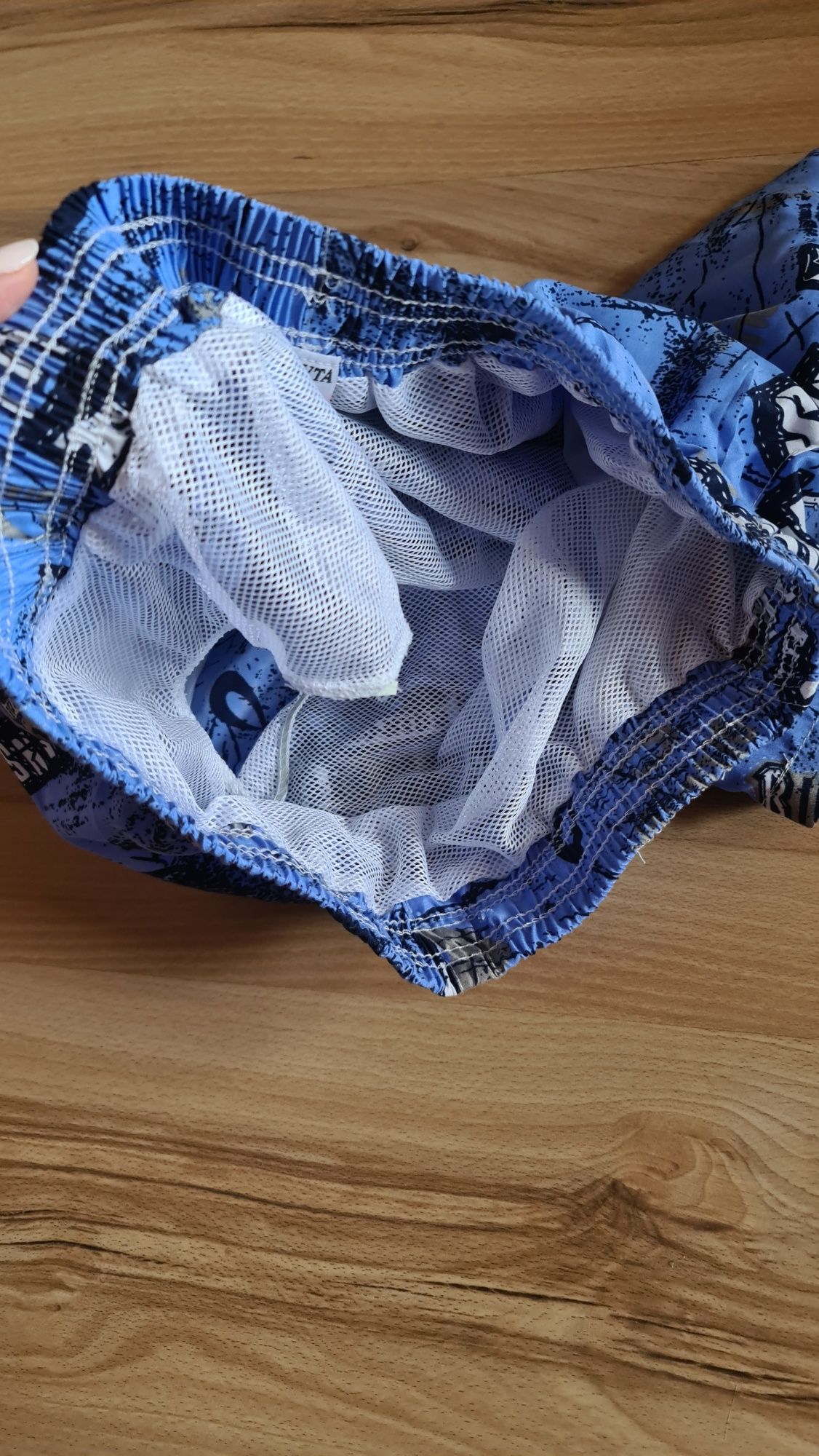 Męski strój kąpielowy nowy z metką z siatką w wewnątrz