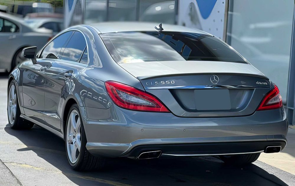 Mercedes-Benz CLS      2013