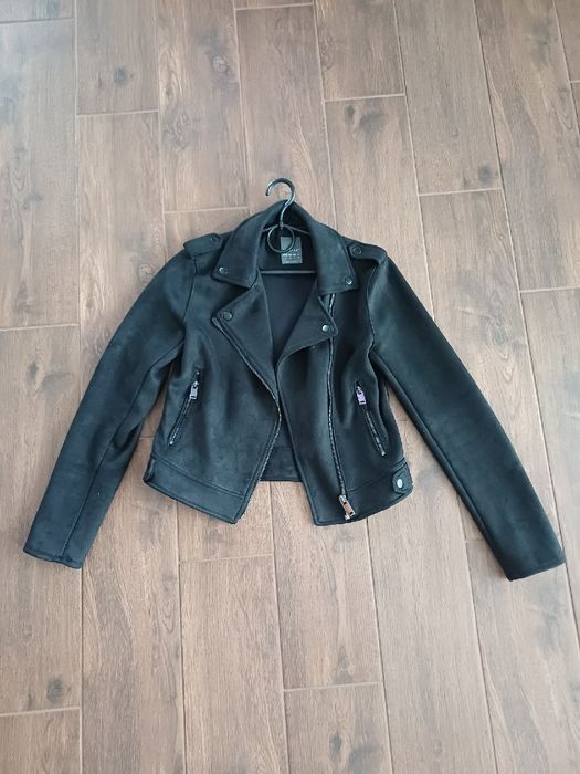 Czarna ramoneska zamsz Primark 34