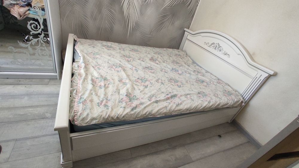 Кровать 1600х2000