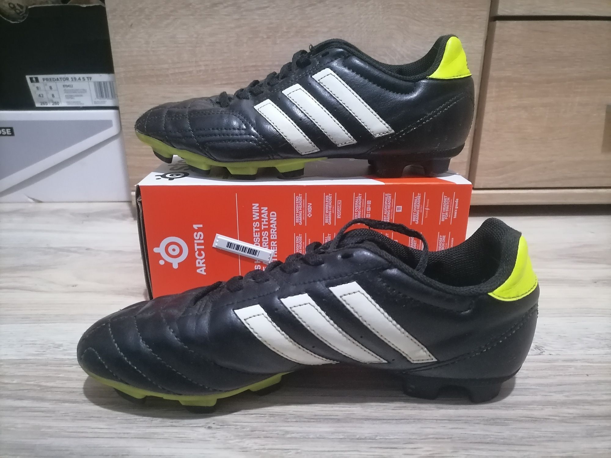 Buty korki adidas