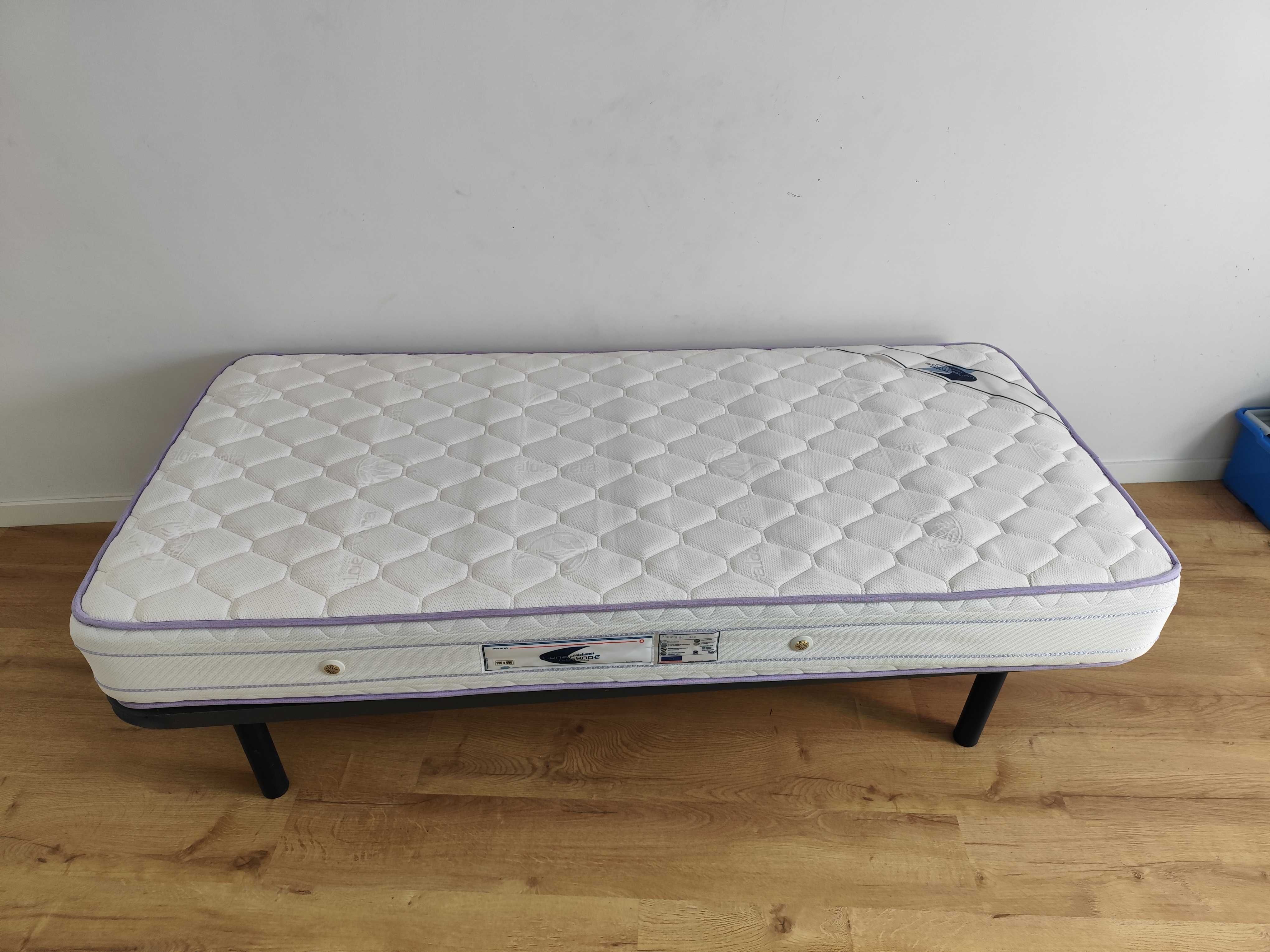Estrado e colchão 190/90cm
