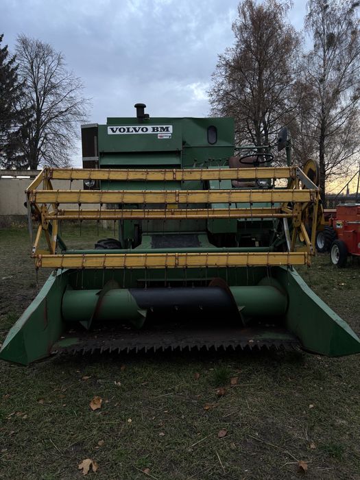 Комбайн Volvo 800