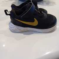 Buty nike 23,5   cm