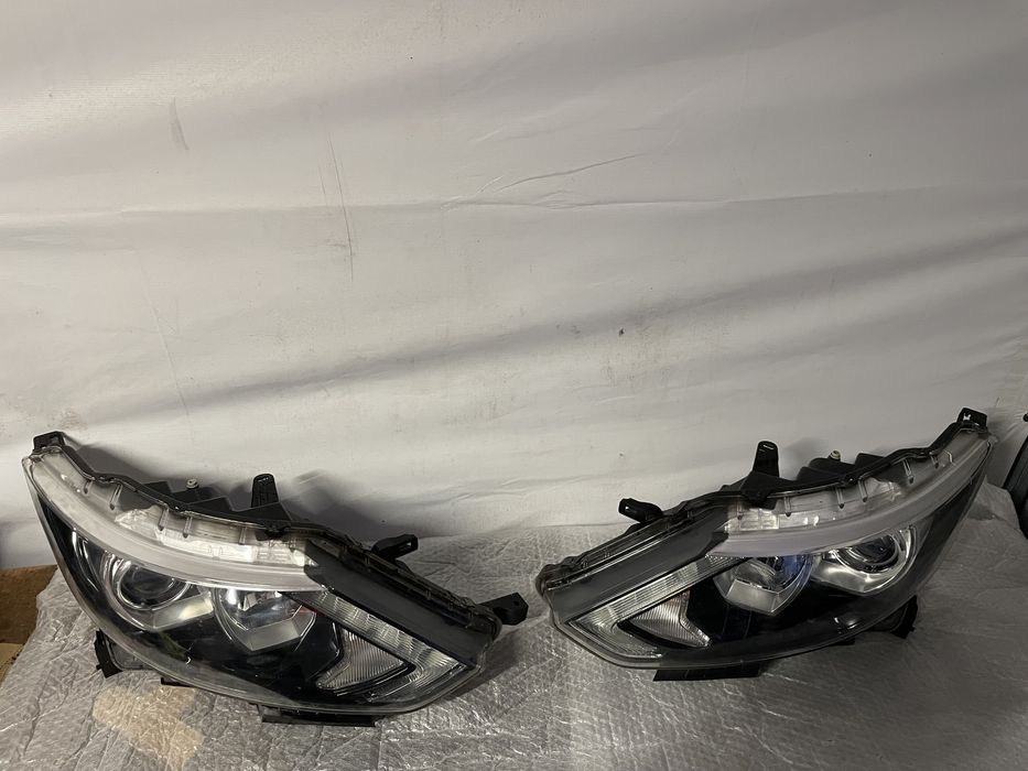 NISSAN QASHQAI II J11 13-17 lampa lewa prawa soczewka + led komplet