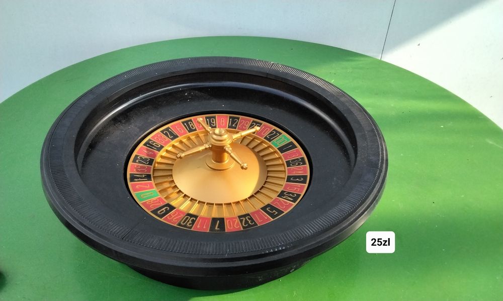 Haki do zabezpieczania ładunków w ciężarówkach.