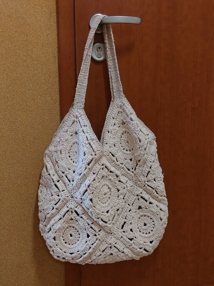 Torba plażowa wykonana na szydełku