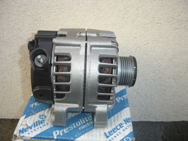 Alternator Citroen Berlingo C4 C5 C8 Peugot Partner Expert 307 407 HDi