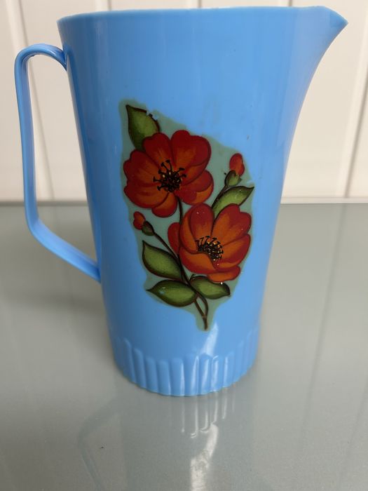 Jarro Vintage em Plástico