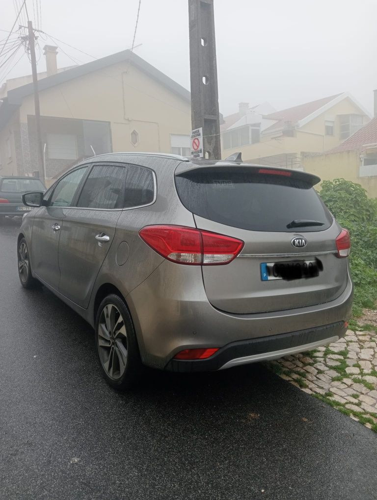 Kia Carens 2018 6 lugares