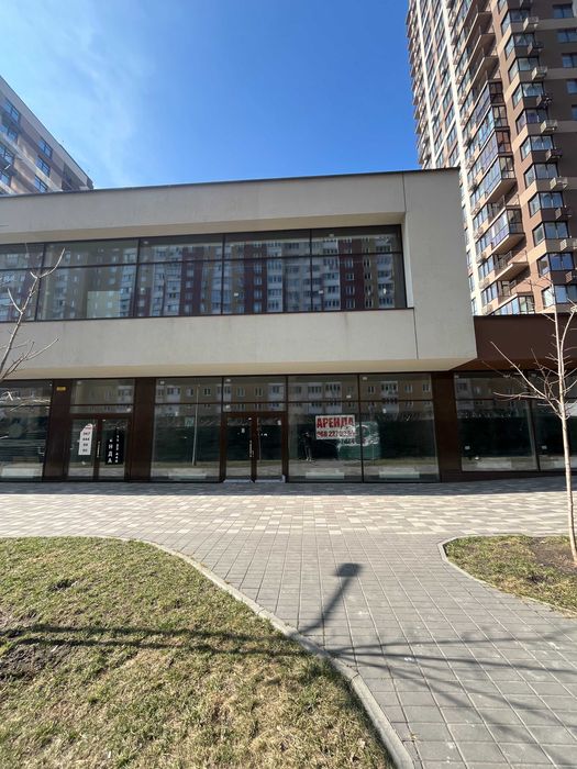 ОРЕНДА. ФАСАД. Комерція (кафе/ресторан/магазин) 147м² ЖК Варшавський 1