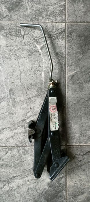 Zestaw narzędzi po ojcu, klucze (płaskie, oczkowe) obcęgi, młot, lewar