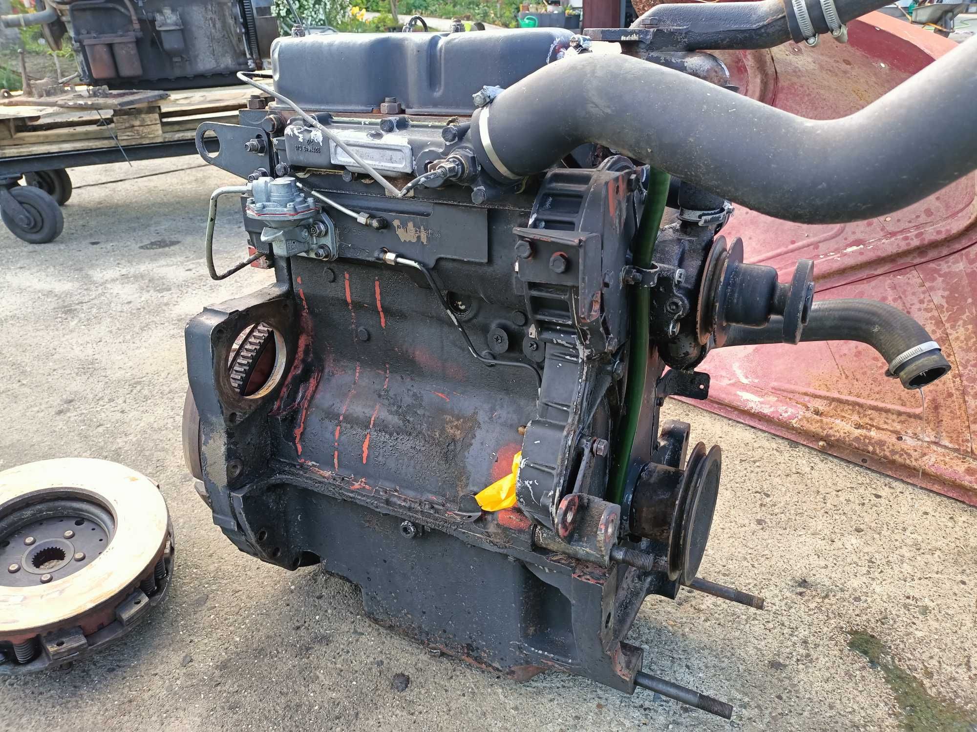 SILNIK ursus c360 3p c355 perkins MF 235,255,3512,2812 c330 c328