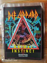 Def Leppard "Animal Instinct" a história de Def Leppard