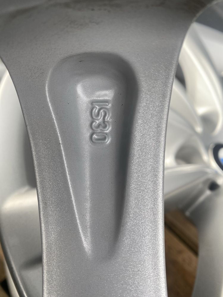 Диски R18 5x112 8J ET30 BMW G30/G20  VW Skoda Нові